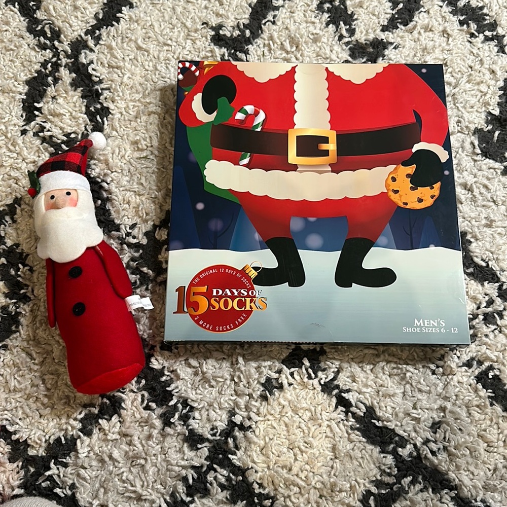 NWT • 15 days of socks